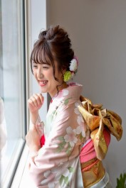 成人式にお勧め・ねじり編みこみアップ